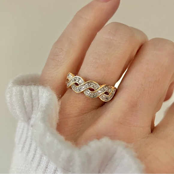 Vintage Jewelry - Eternity Twist Gold Helix Braid Pave Band Ring “Bellamy” Classic Engagement Prom